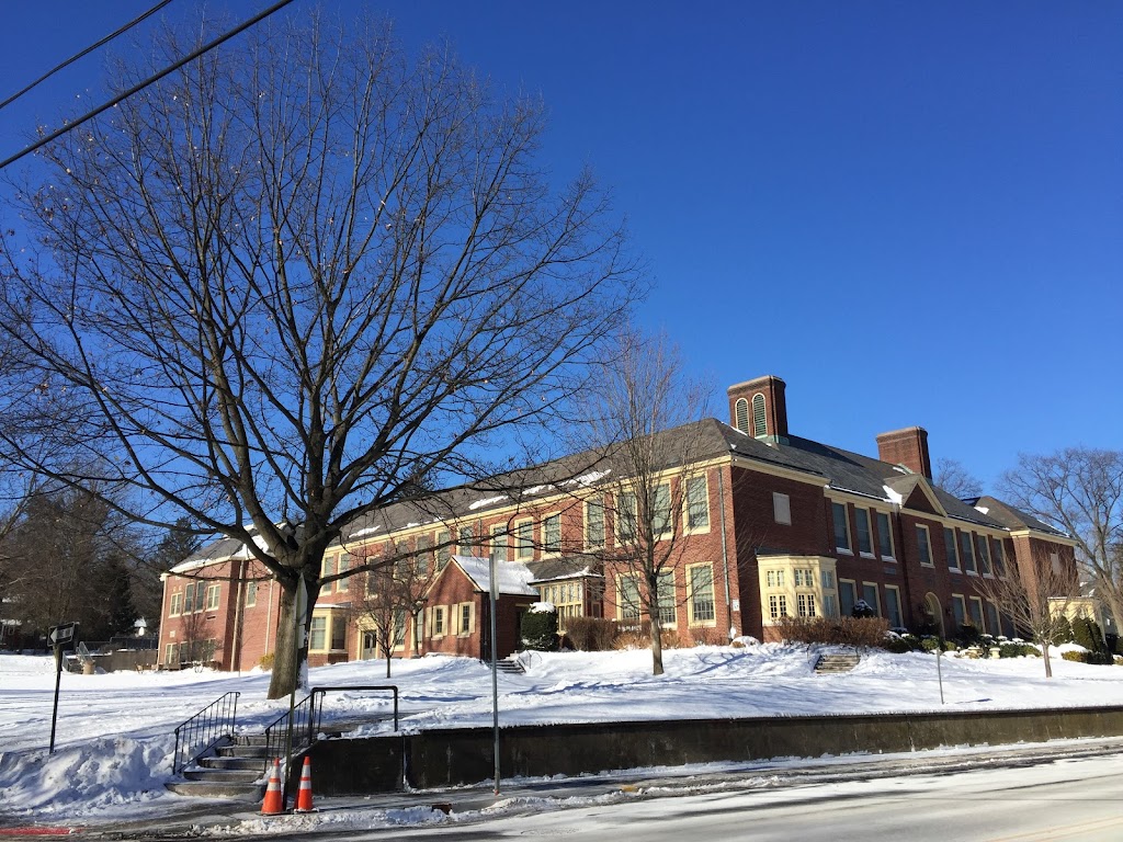 Mackay Elementary School | 111 Jefferson Ave, Tenafly, NJ 07670 | Phone: (201) 816-7700