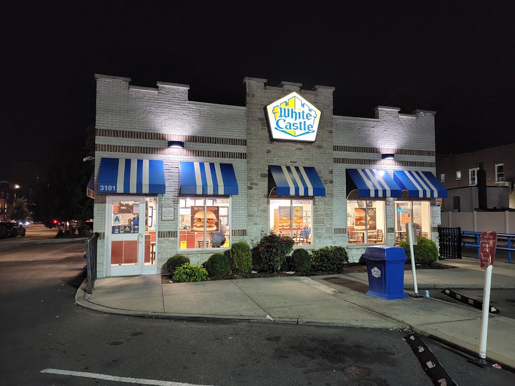 White Castle | 3101 Atlantic Ave, Brooklyn, NY 11208 | Phone: (718) 827-6057