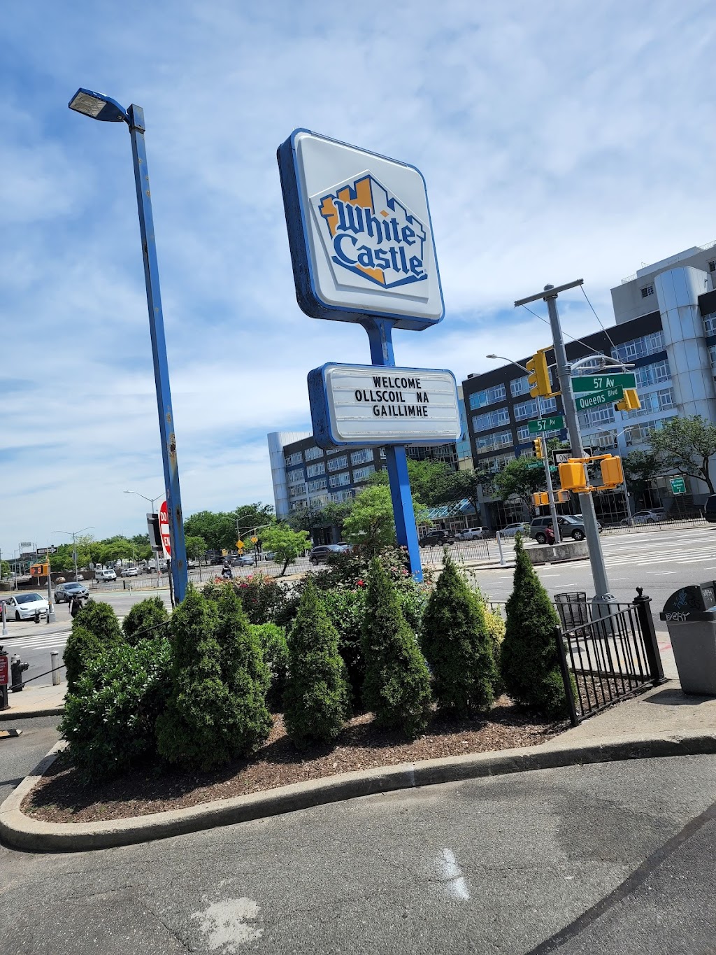 White Castle | 9808 Rockaway Blvd, Queens, NY 11417 | Phone: (718) 641-6870