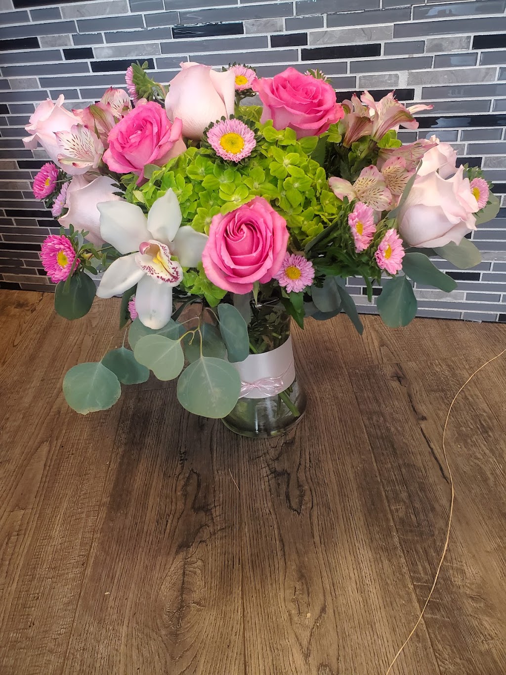 Millennial Florist Corp | 4 S Central Ave, Hartsdale, NY 10530 | Phone: (914) 358-4180