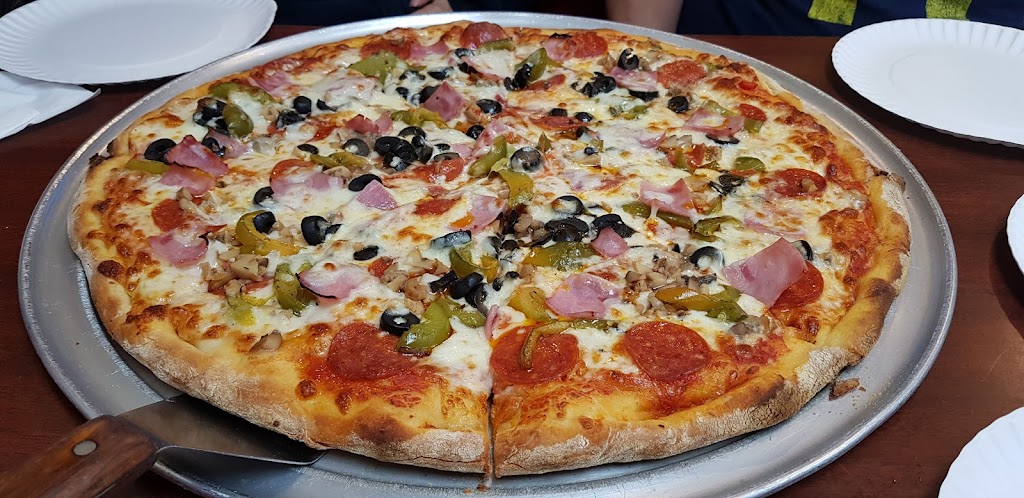 Mama Linos Pizzeria | 595 Old Country Rd, Plainview, NY 11803 | Phone: (516) 681-0200