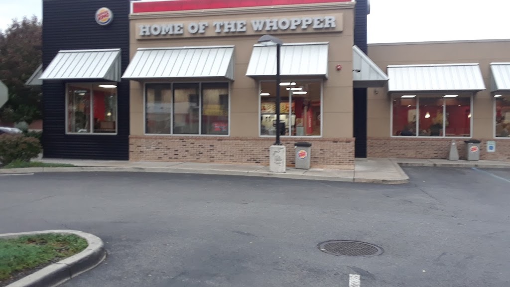 Burger King | 265 E Main St, Elmsford, NY 10523 | Phone: (914) 592-9388