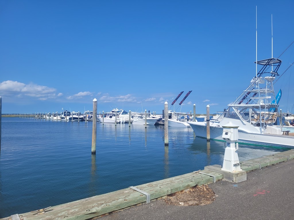 The Boat Yard | Tobay Beach, Ocean Pkwy, Massapequa, NY 11758 | Phone: (516) 324-8474