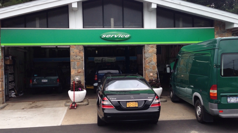 Brookville Auto Service Shop | 5050 Northern Blvd, Glen Head, NY 11545 | Phone: (516) 484-2919