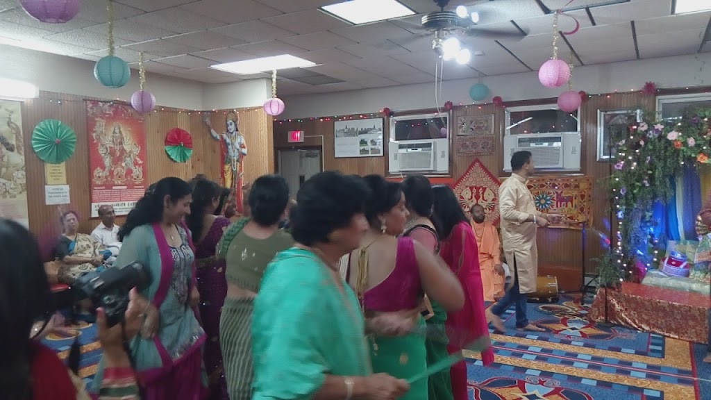 Hindu Temple of Tri-State | 390 North St, White Plains, NY 10605 | Phone: (914) 909-5550