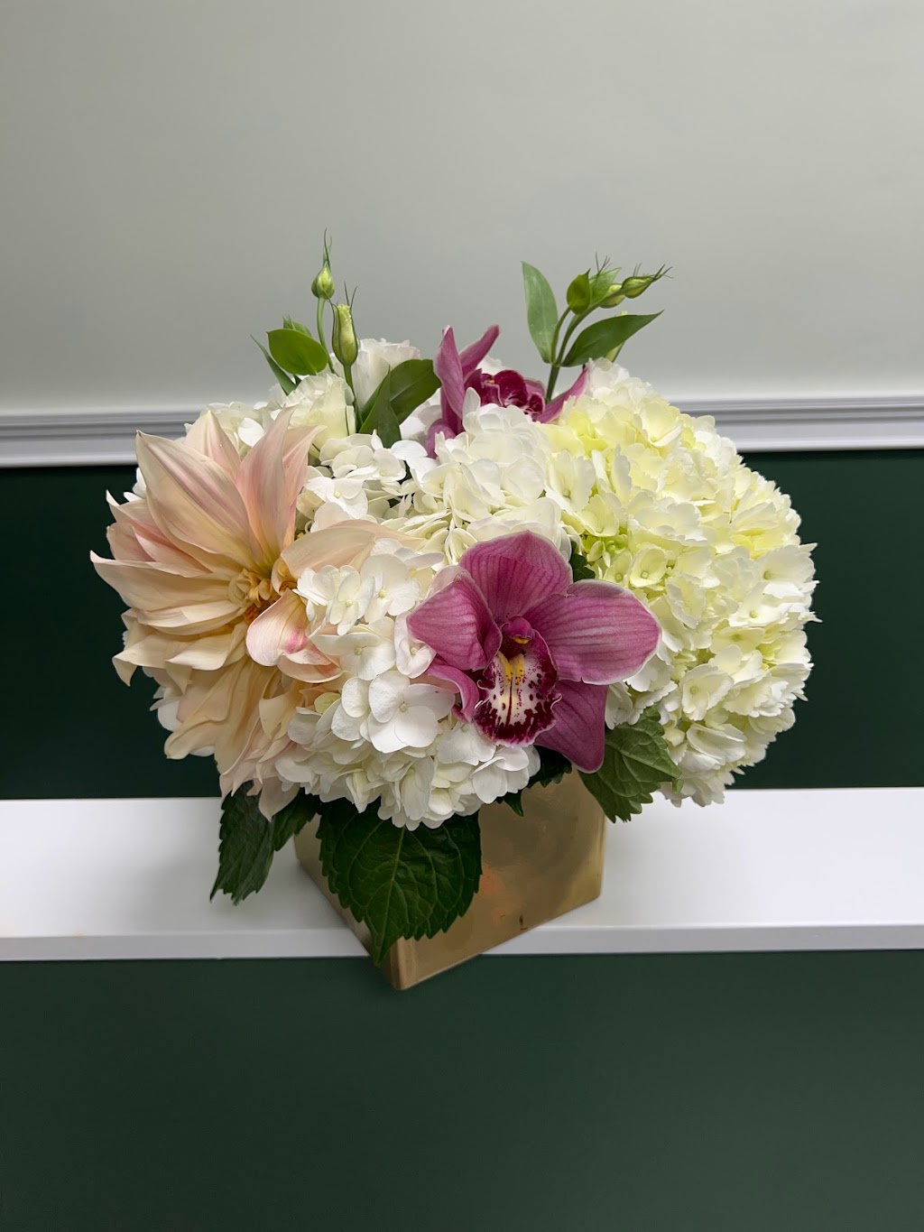 Glitzed Flowers and Events | 280 Jericho Turnpike, Mineola, NY 11501 | Phone: (516) 226-3737