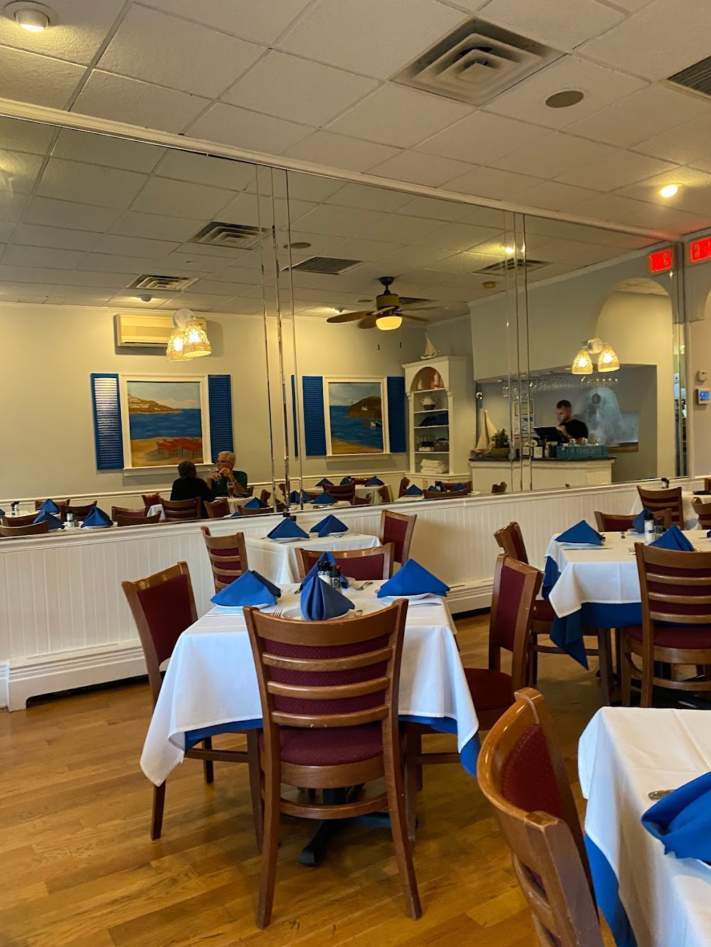 Vasilis Taverna (NOW NISIOTIS) | 365 Queen Anne Rd, Teaneck, NJ 07666 | Phone: (201) 287-1007