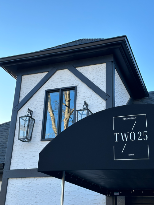 Two25 Restaurant | 225 Birch Hill Rd, Locust Valley, NY 11560 | Phone: (516) 676-5377