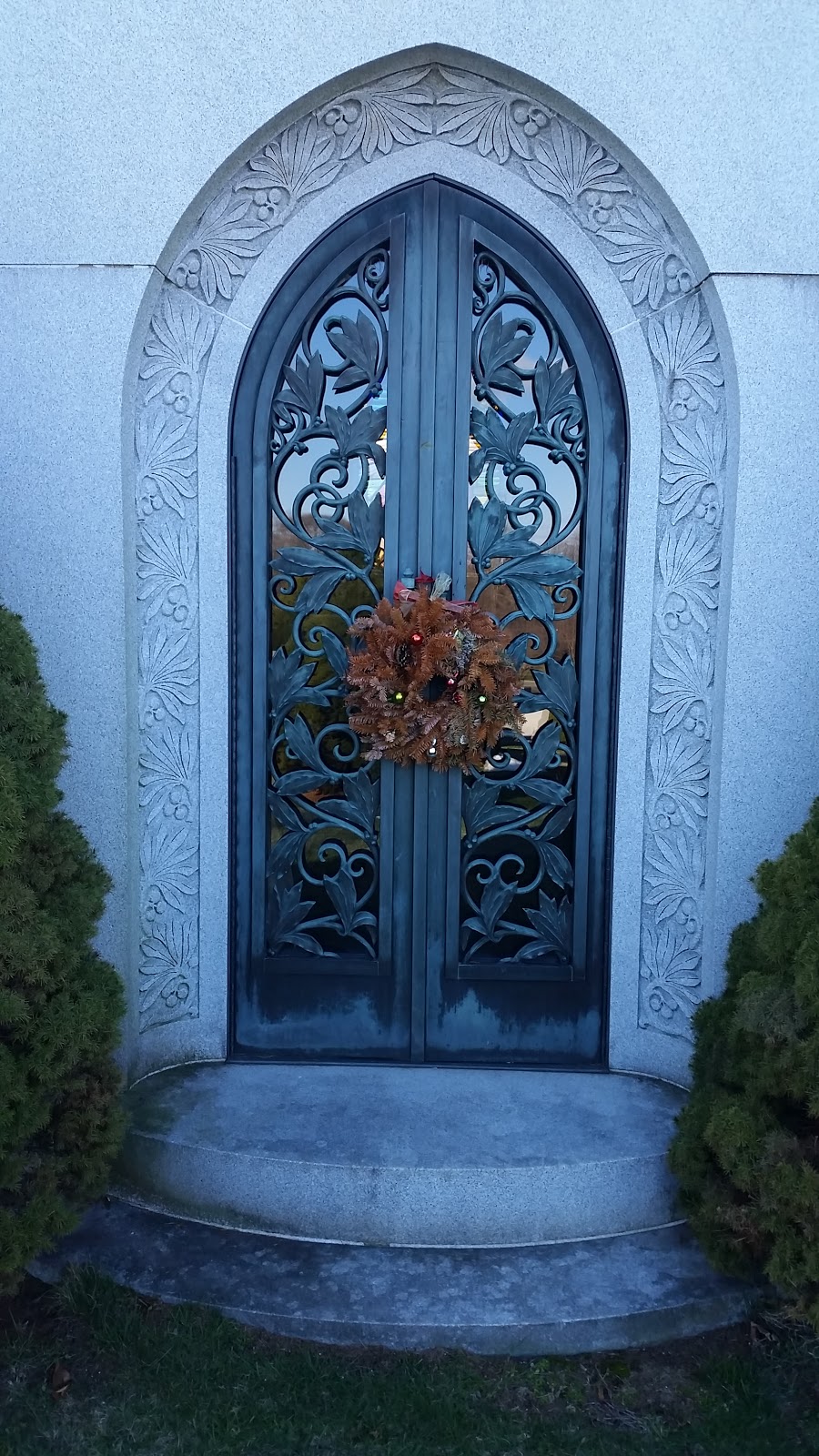 St Patricks Cemetery | Huntington Rd, Cold Spring Harbor, NY 11724 | Phone: (631) 385-3311