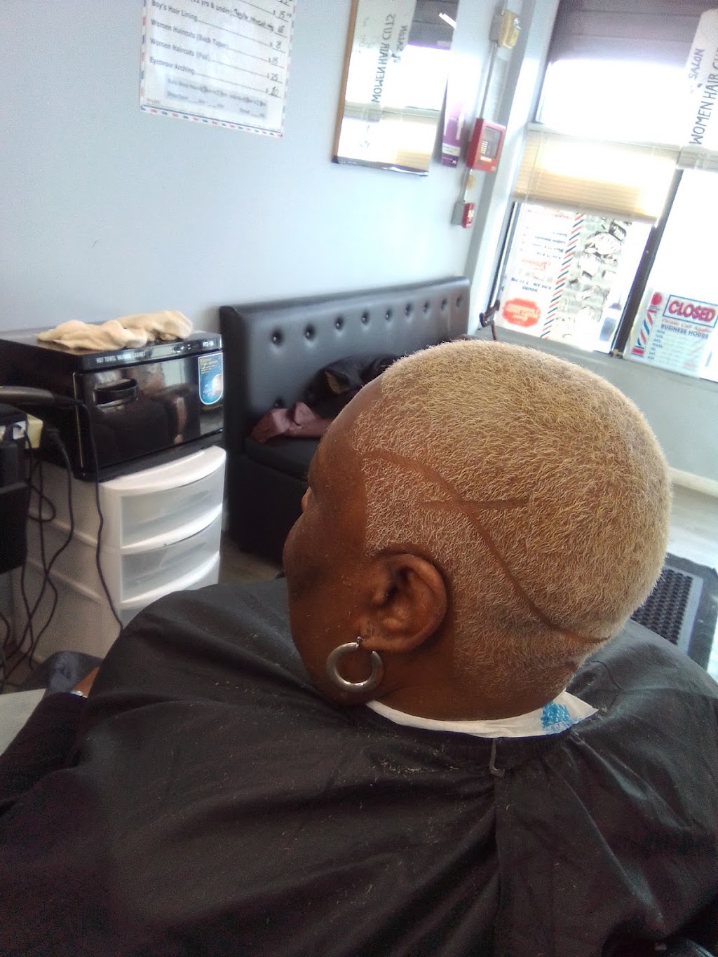 Queens beauty parlor barber shop | 122-11 Guy R Brewer Blvd, Queens, NY 11434 | Phone: (929) 584-5339