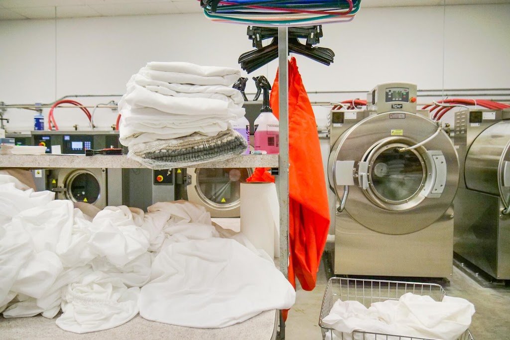 Commercial Laundry and Dry Cleaning | 421w W 202nd St, New York, NY 10034 | Phone: (347) 637-6016