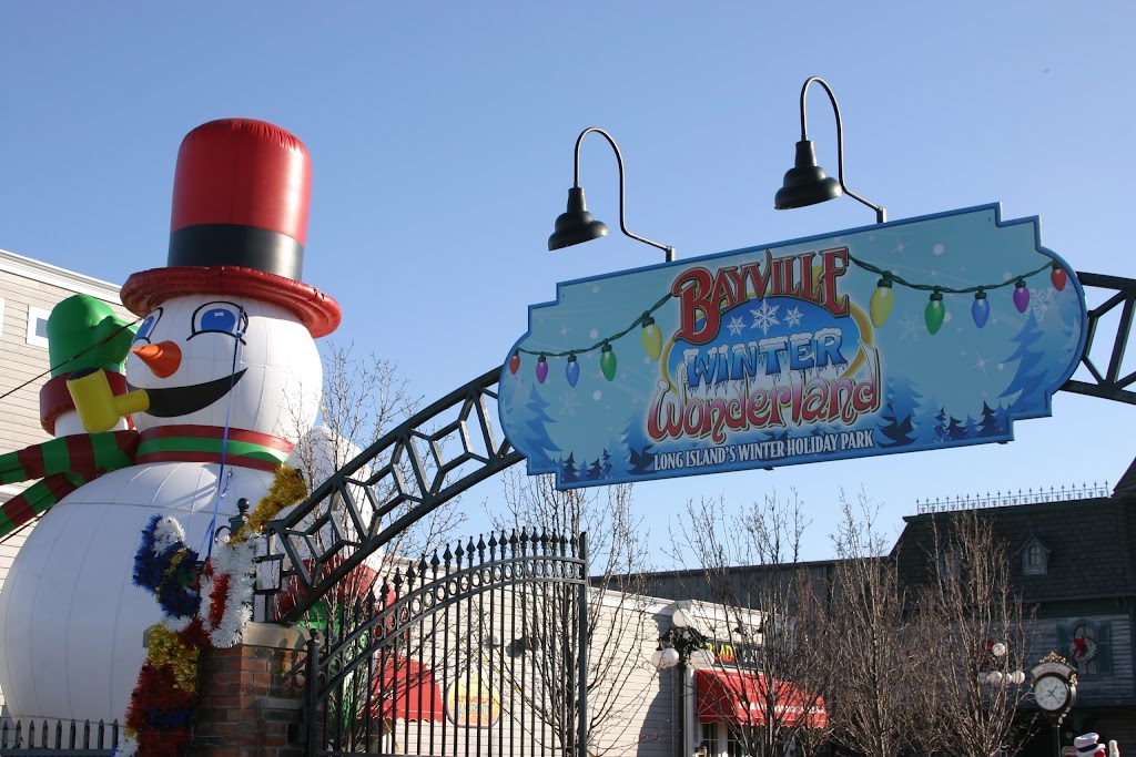 Bayville Winter Wonderland | 8 Bayville Ave, Bayville, NY 11709 | Phone: (516) 628-8697