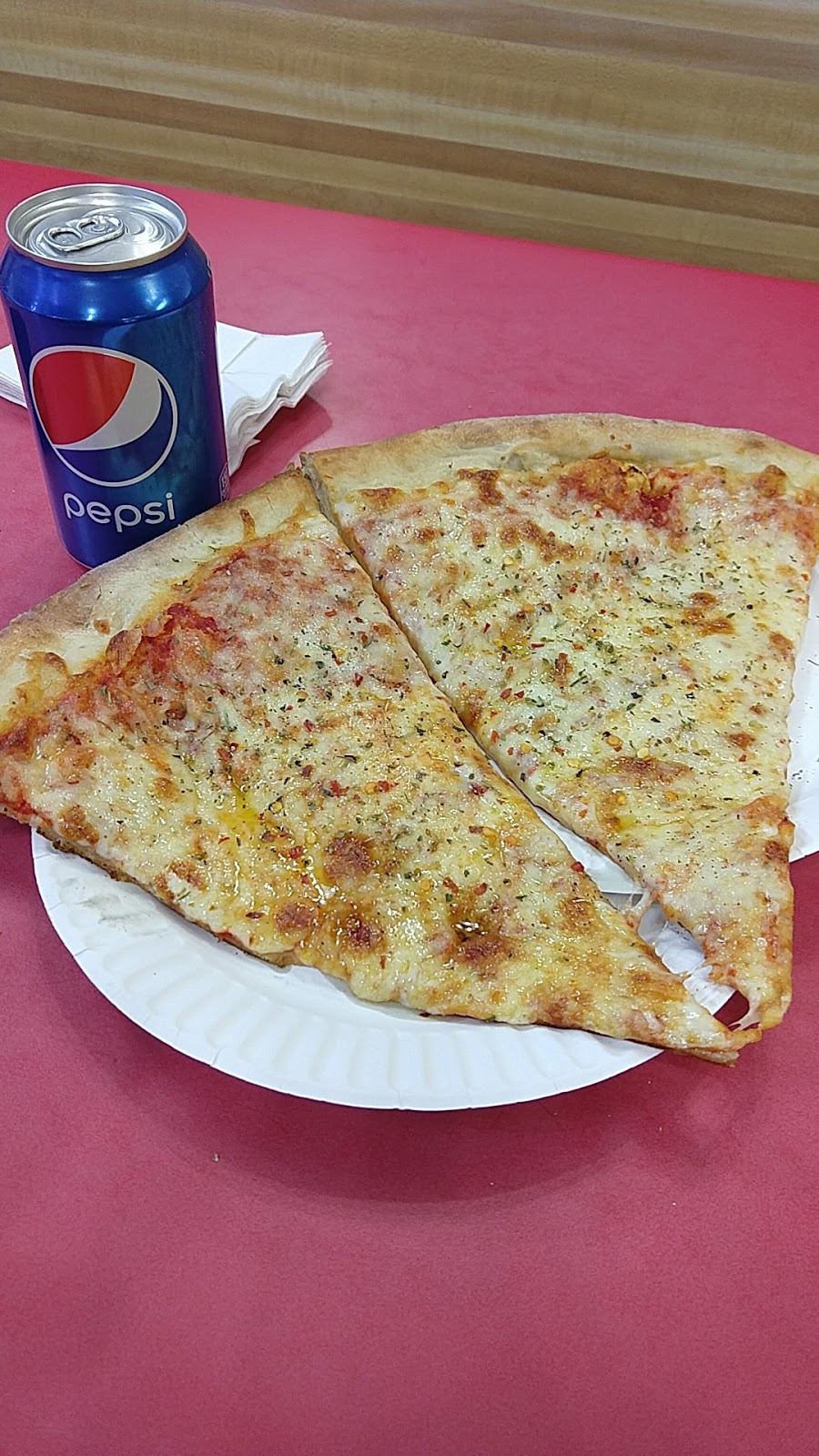 Bari Pizzería | 2601 Bergenline Ave, Union City, NJ 07087 | Phone: (201) 766-6859