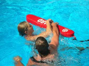 Lifeguard Training NY, LLC | 895 N Wellwood Ave, Lindenhurst, NY 11757 | Phone: (718) 954-5567