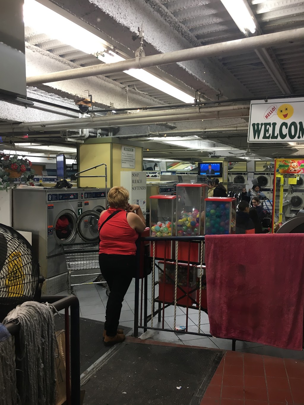 1791 Happy Laundromat | 1791 Walton Ave # 1, Bronx, NY 10453 | Phone: (718) 299-0052