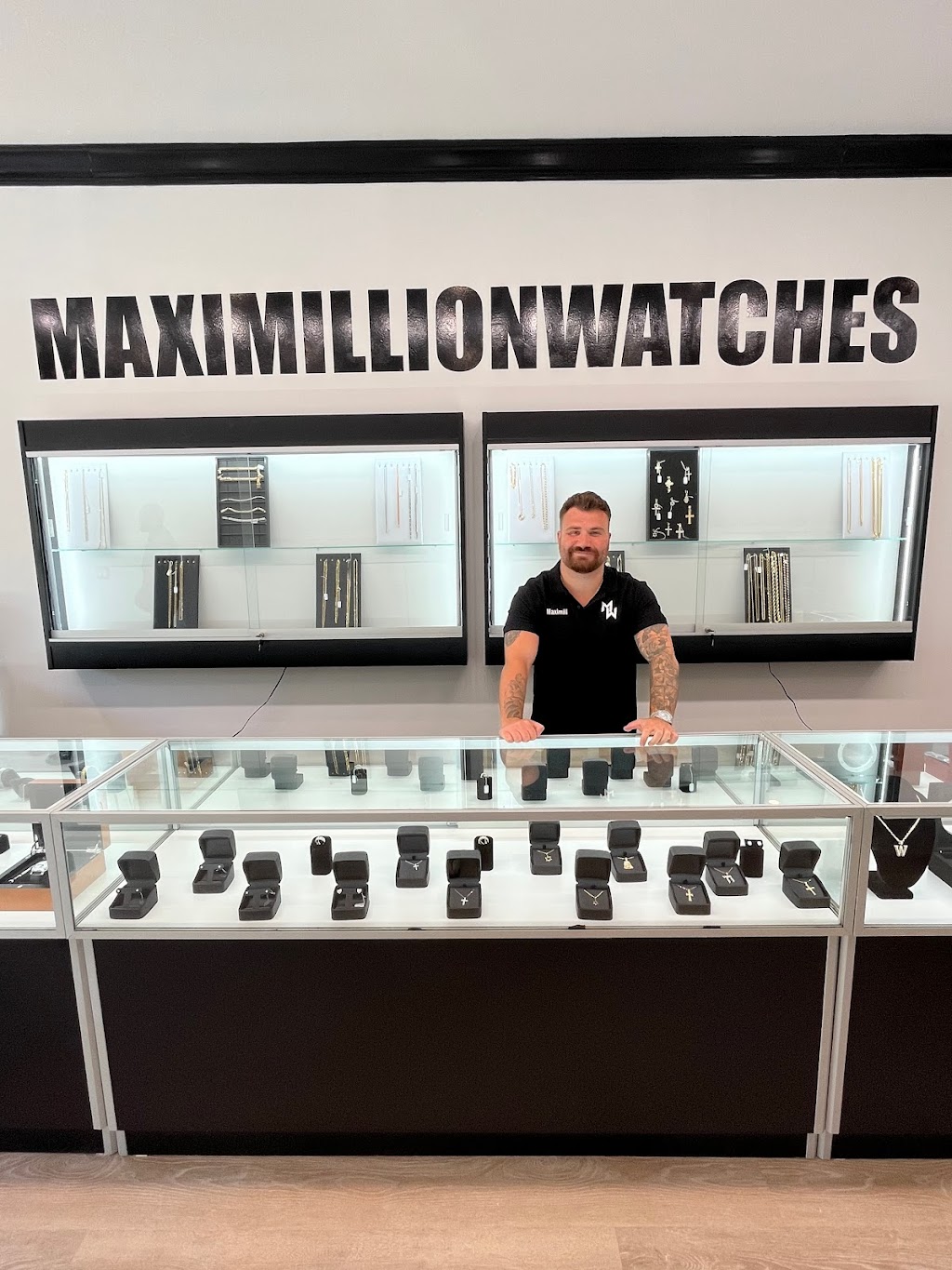 MAXIMILLIONWATCHES | 2938 Merrick Rd, Bellmore, NY 11710 | Phone: (516) 804-2545