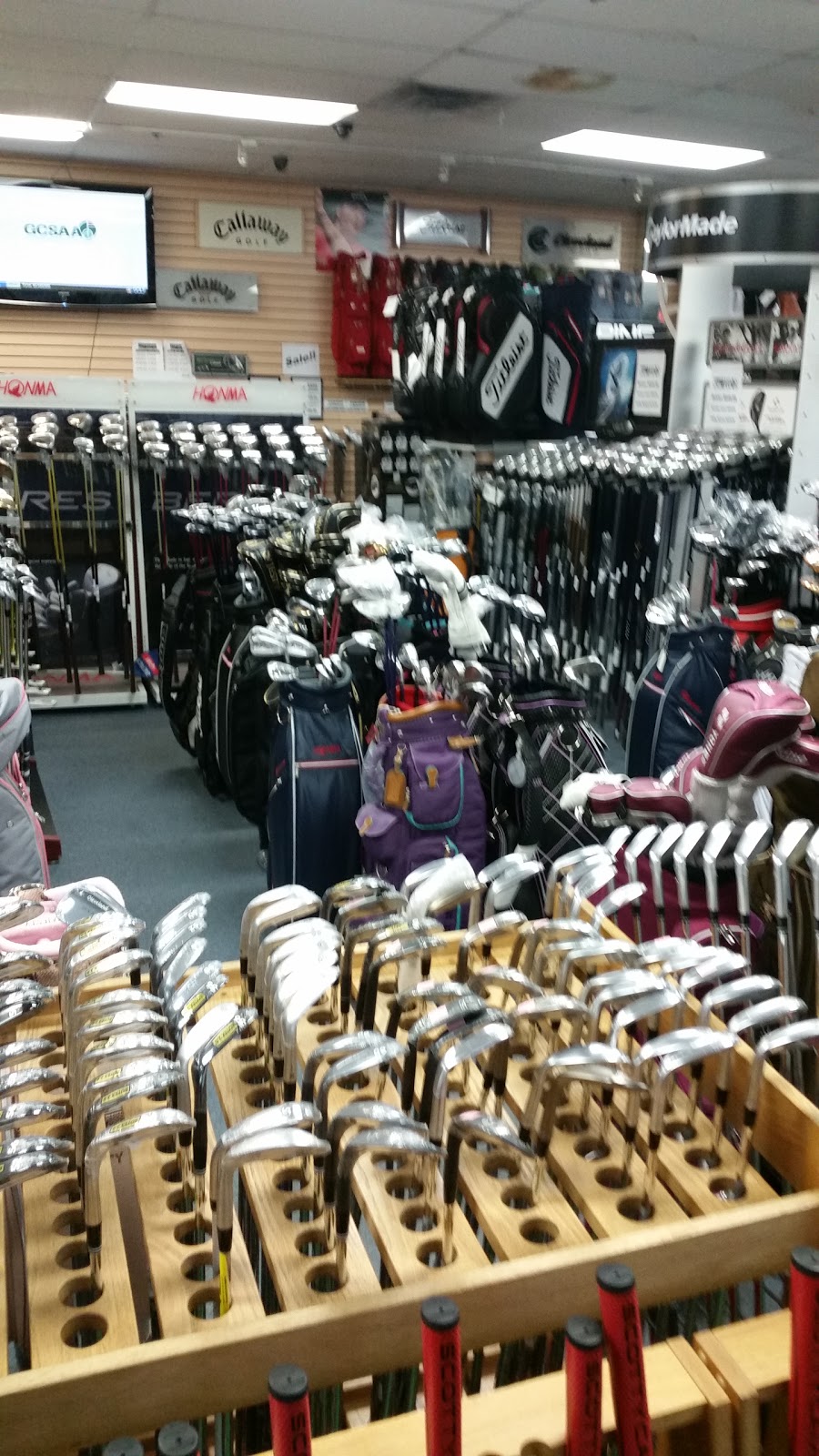 Grand Golf Pro Shops Inc | 425 Grand Ave #4, Palisades Park, NJ 07650 | Phone: (201) 944-4938