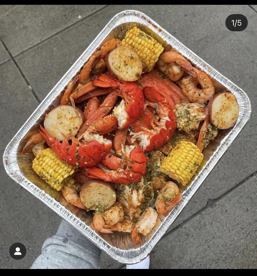 Puerto Plata Seafood On The Water | 42 Woodcleft Ave, Freeport, NY 11520 | Phone: (347) 288-1048