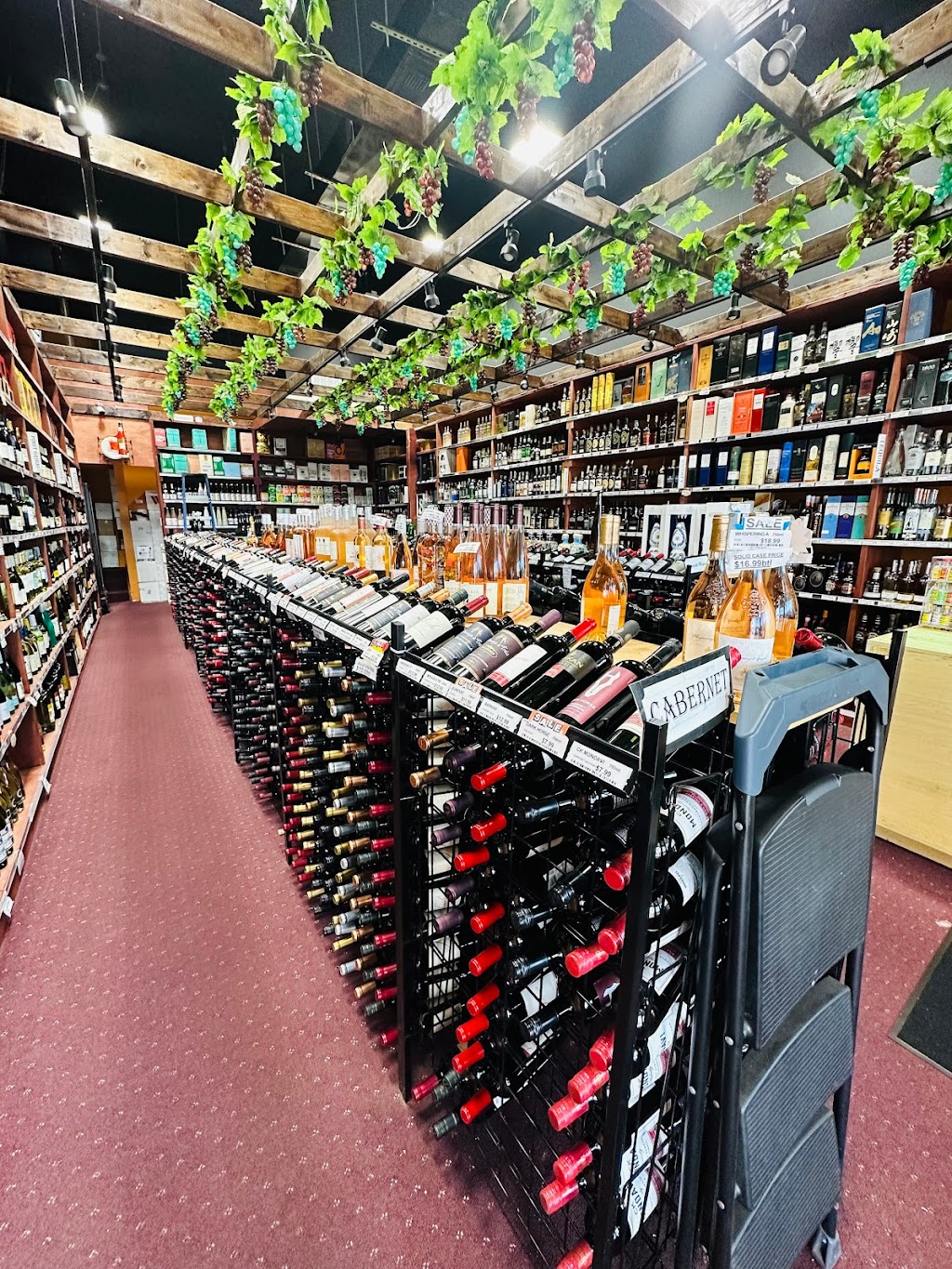 Woodbury Wine Market | 8285 Jericho Turnpike, Woodbury, NY 11797 | Phone: (516) 224-4760