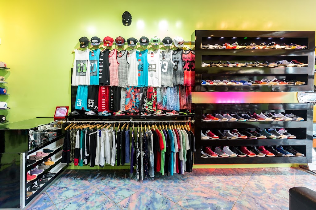 GBS Sneaker Boutique | 8515 Rockaway Beach Blvd, Queens, NY 11693 | Phone: (718) 634-2000