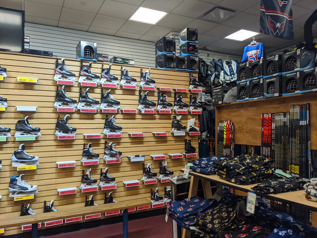 Cozzi Sports | 1001 Stewart Ave, Bethpage, NY 11714 | Phone: (516) 719-5959