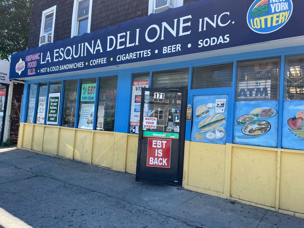 La Esquina Deli One | 171 S Franklin St, Hempstead, NY 11550 | Phone: (516) 539-0685