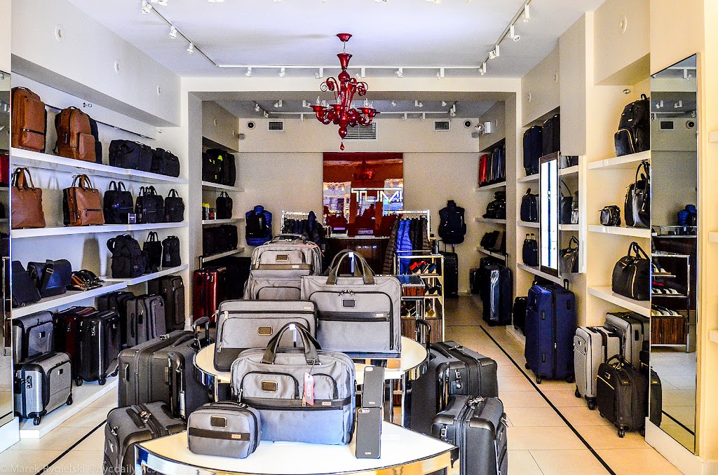 TUMI Store - Upper Madison | 1100 Madison Ave, New York, NY 10028 | Phone: (212) 288-8802