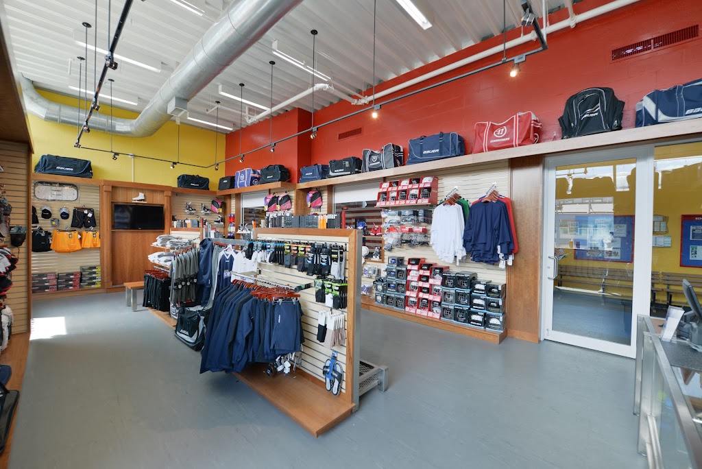 Skaters Edge Pro Shop | 61 Chelsea Piers, New York, NY 10011 | Phone: (212) 336-6123