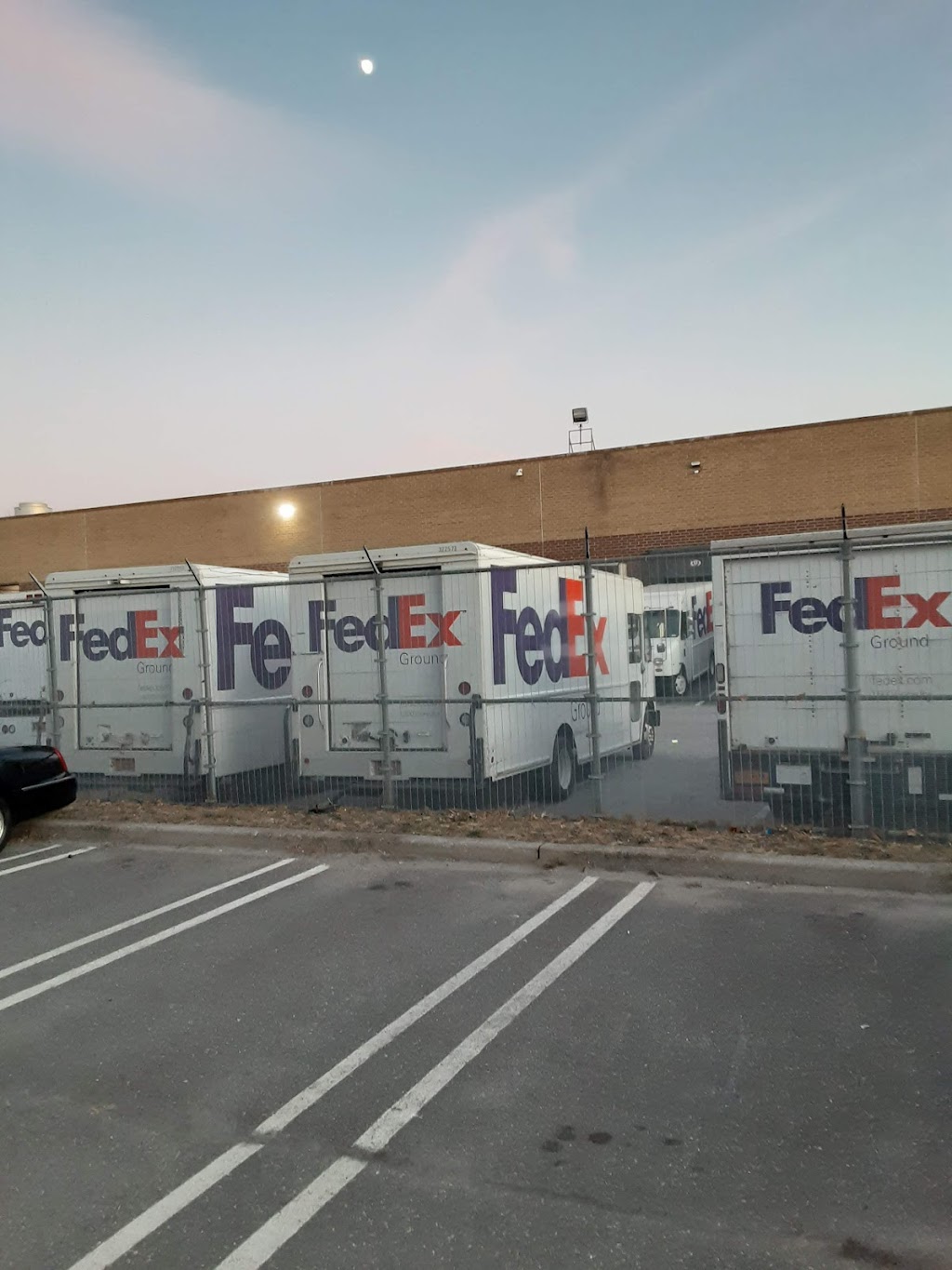 FedEx Ground | 1 Johnson Rd, Lawrence, NY 11559 | Phone: (800) 463-3339