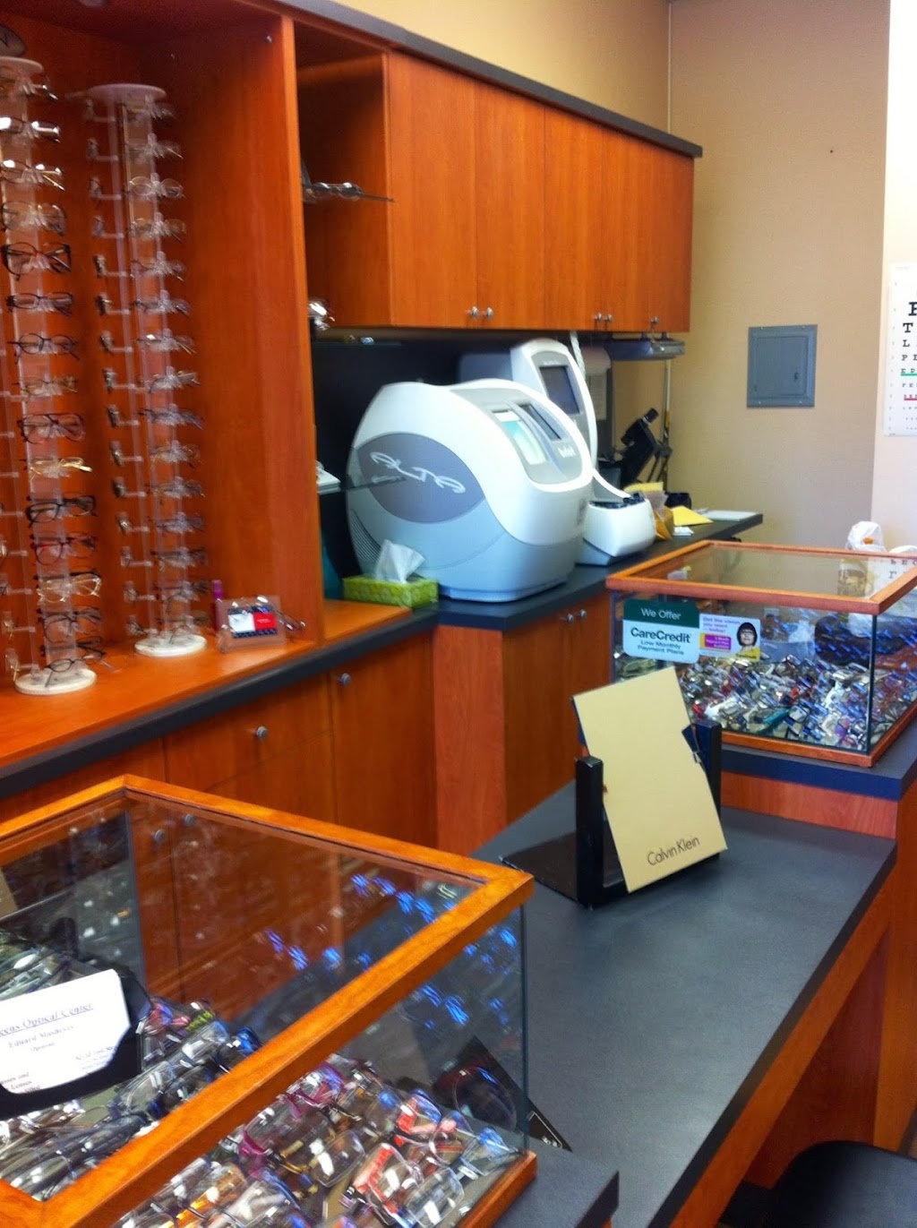 Queens Optical Center | 8233 164th St, Jamaica, NY 11432 | Phone: (718) 969-2020