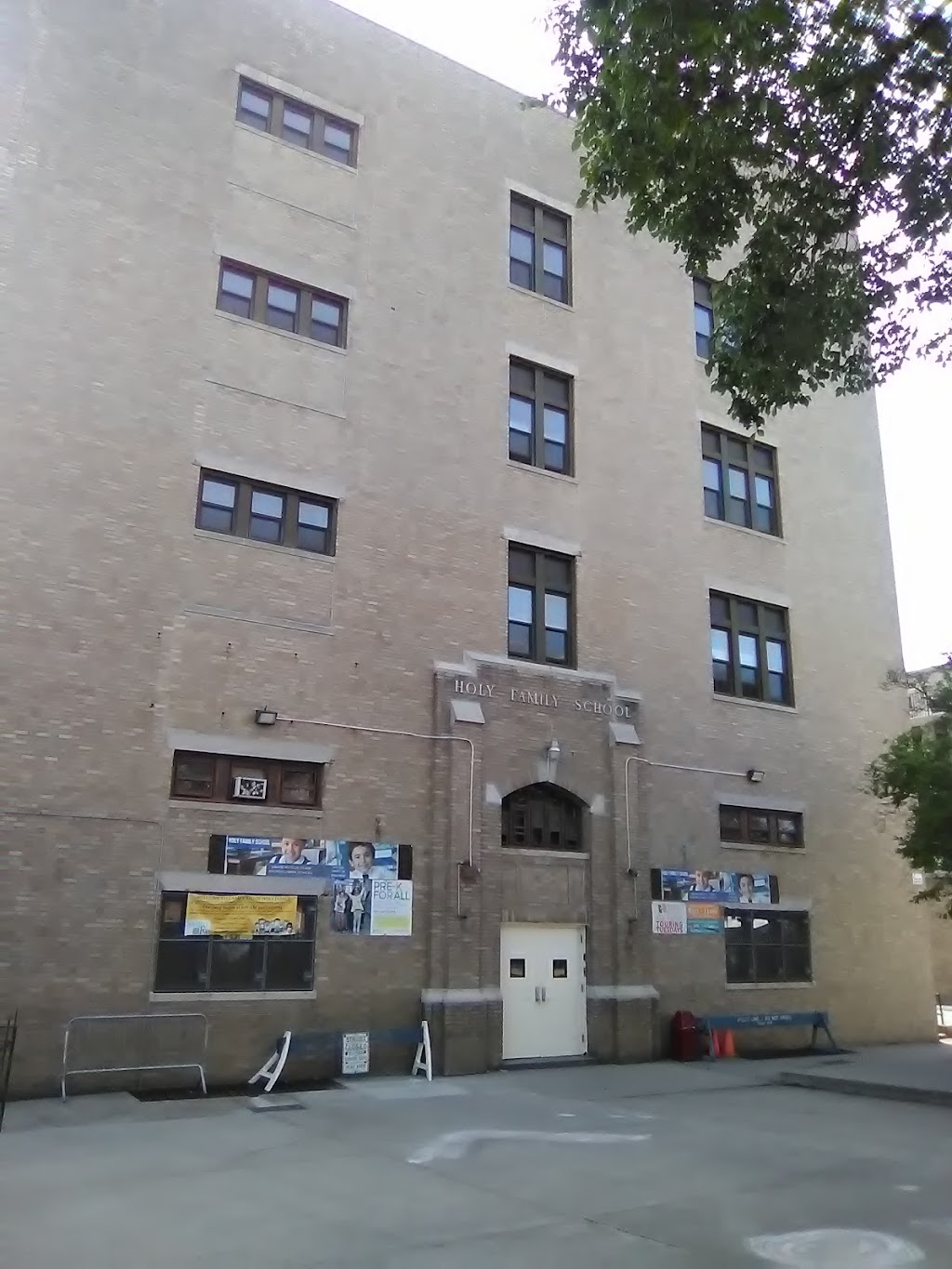 Holy Family School | 2169 Blackrock Ave, Bronx, NY 10472 | Phone: (718) 863-7280