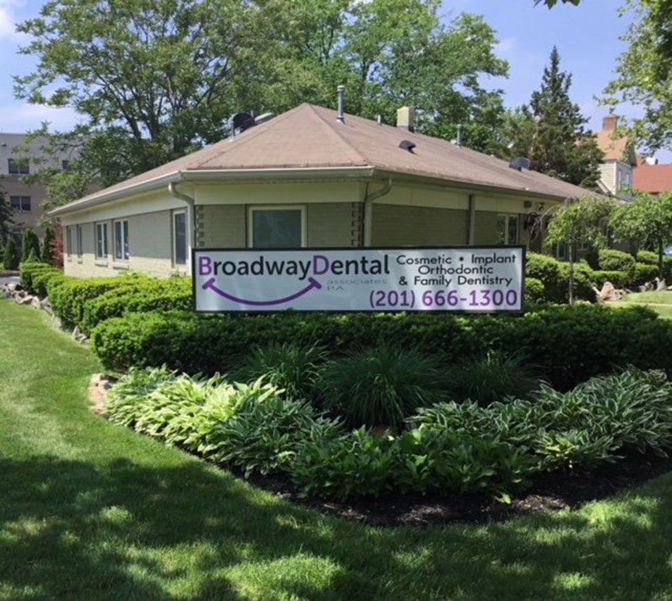 Broadway Dental Associates PA | 10 Fairview Ave, Westwood, NJ 07675 | Phone: (201) 666-1300