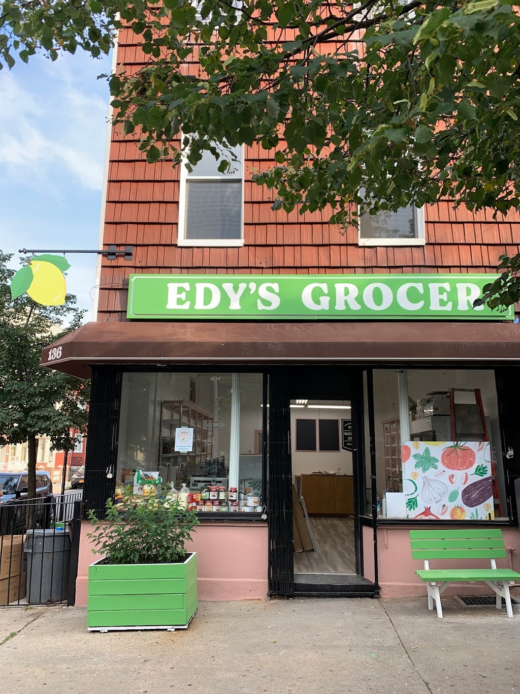 Edys Grocer | 136 Meserole Ave, Brooklyn, NY 11222 | Phone: (718) 383-9063