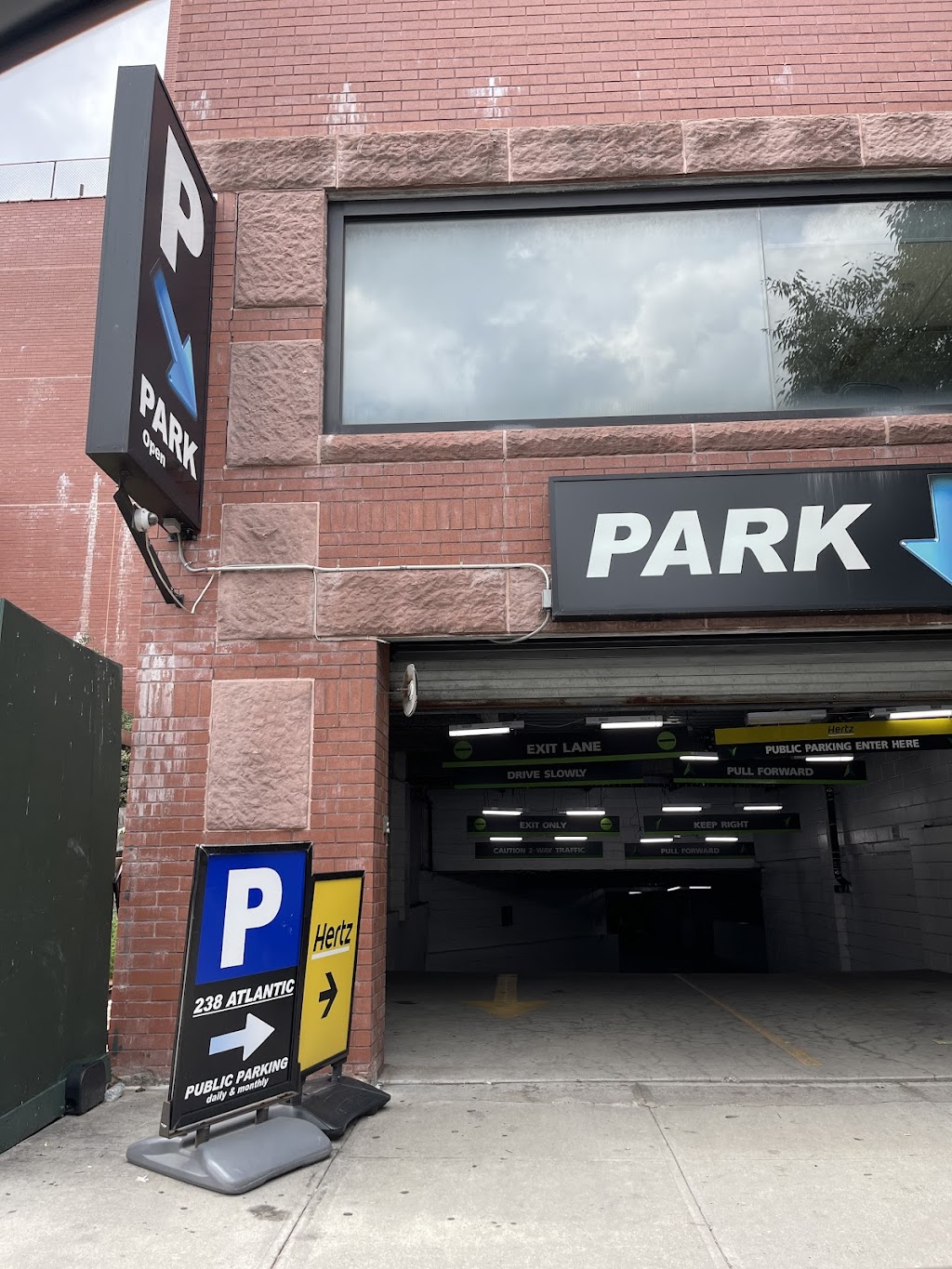 Atlantic Avenue, Boerum Hill, Brooklyn Parking Garage | 238 Atlantic Ave, Brooklyn, NY 11201 | Phone: (718) 855-8380