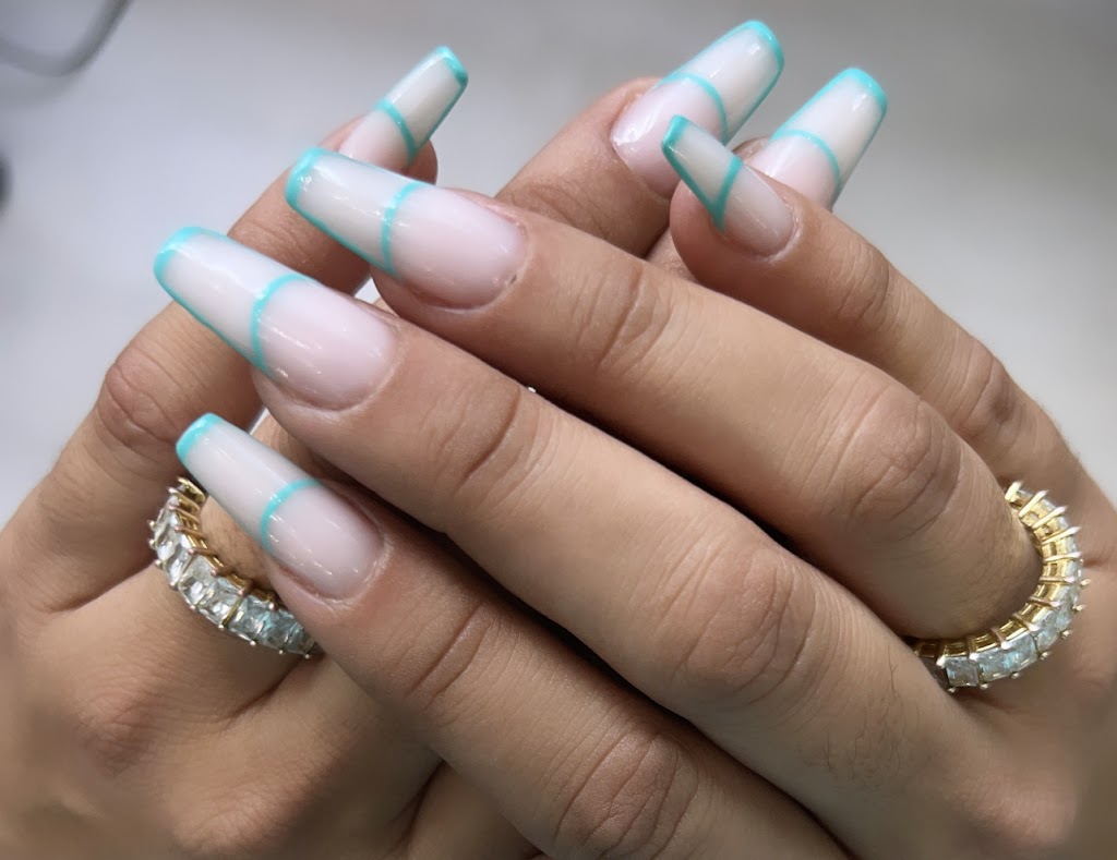 Nail Lounge & Vida Dry Bar | 1200 Ave at Port Imperial Retail C, Weehawken, NJ 07086 | Phone: (201) 885-3466