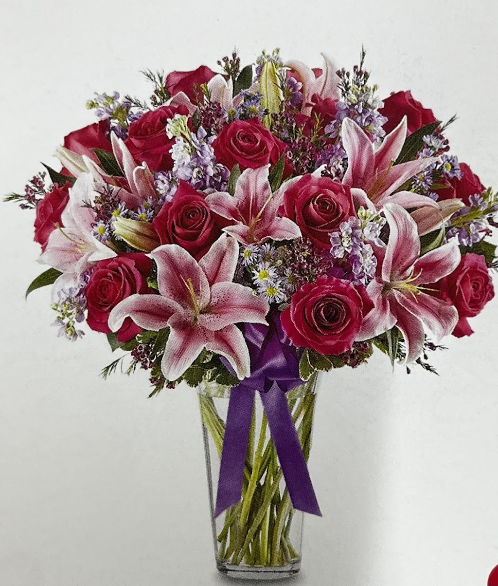 Golden Petal Florist | 2602 Bergenline Ave, Union City, NJ 07087 | Phone: (201) 348-3388