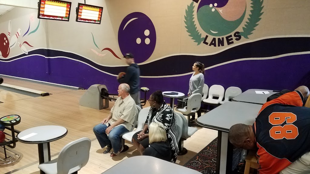 Levittown Lanes | 56 Tanners Ln, Levittown, NY 11756 | Phone: (516) 731-5700