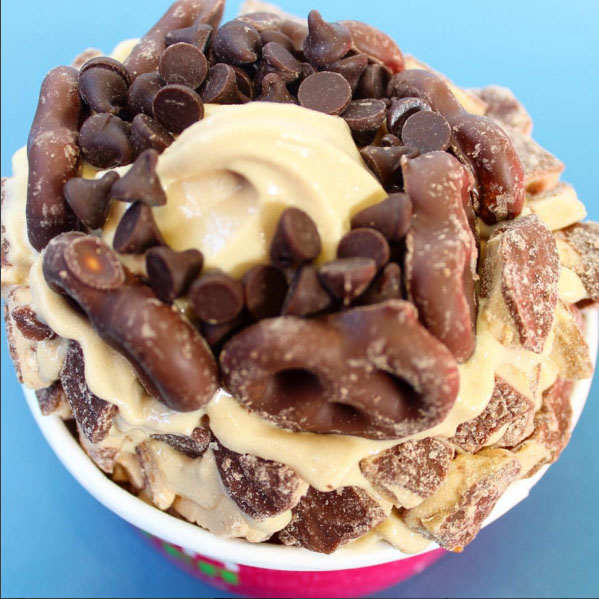 16 Handles | 3 Nassau Blvd, Garden City, NY 11530 | Phone: (516) 500-9440