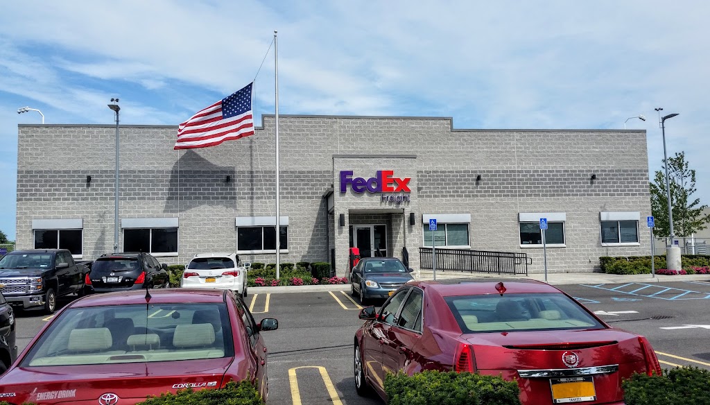 FedEx Freight | 251 Grumman Rd W, Bethpage, NY 11714 | Phone: (631) 777-8686