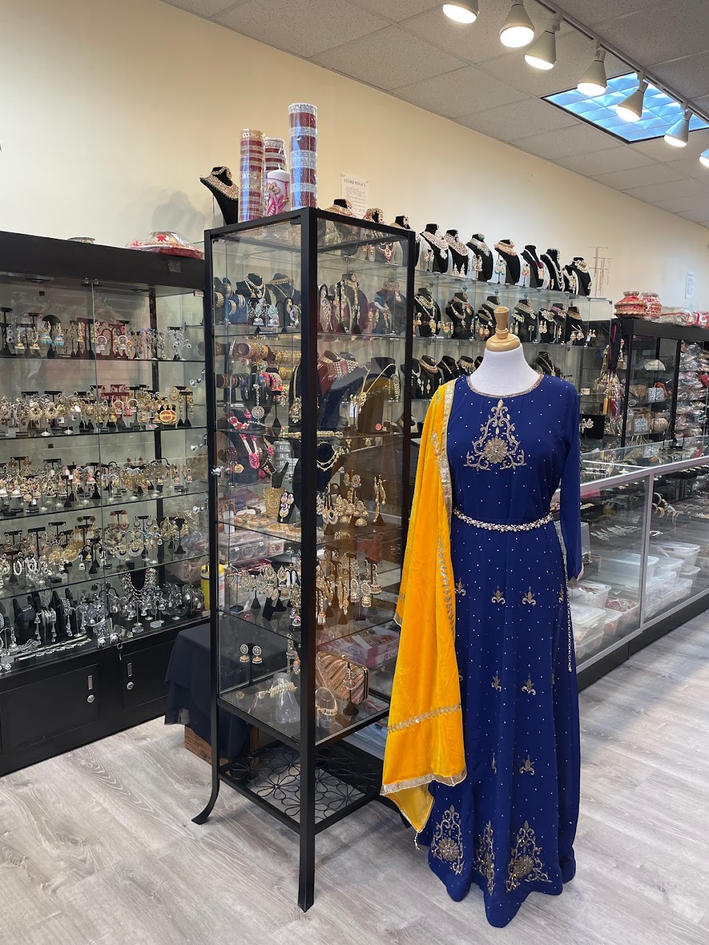 Renu Kumar Fashion | 267-19 Hillside Avenue, Queens, NY 11004 | Phone: (646) 651-3218