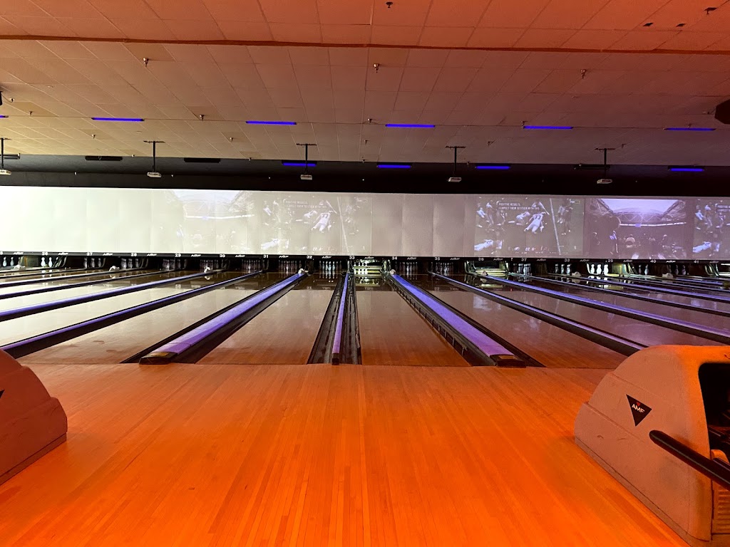 AMF Garden City Lanes | 987 Stewart Ave, Garden City, NY 11530 | Phone: (516) 222-0808