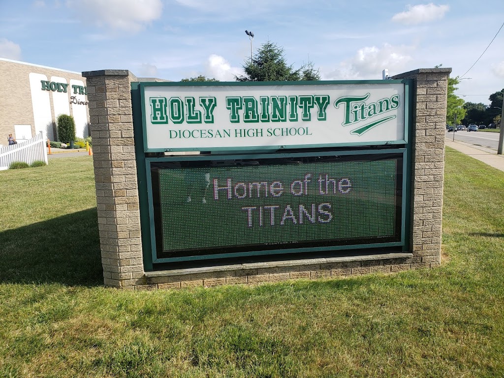 Holy Trinity Diocesan High School | 98 Cherry Ln, Hicksville, NY 11801 | Phone: (516) 433-2900