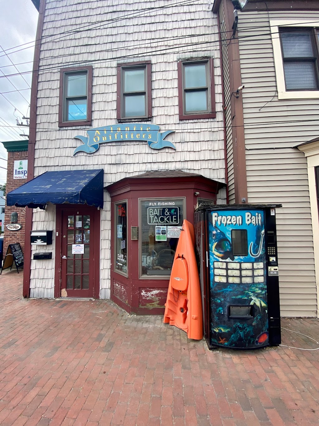 Atlantic Outfitters | 405 Main St #2, Port Washington, NY 11050 | Phone: (516) 767-2215