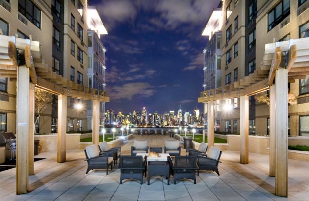 RiversEdge at Port Imperial | 1500 Ave at Port Imperial, Weehawken, NJ 07086 | Phone: (201) 330-0603