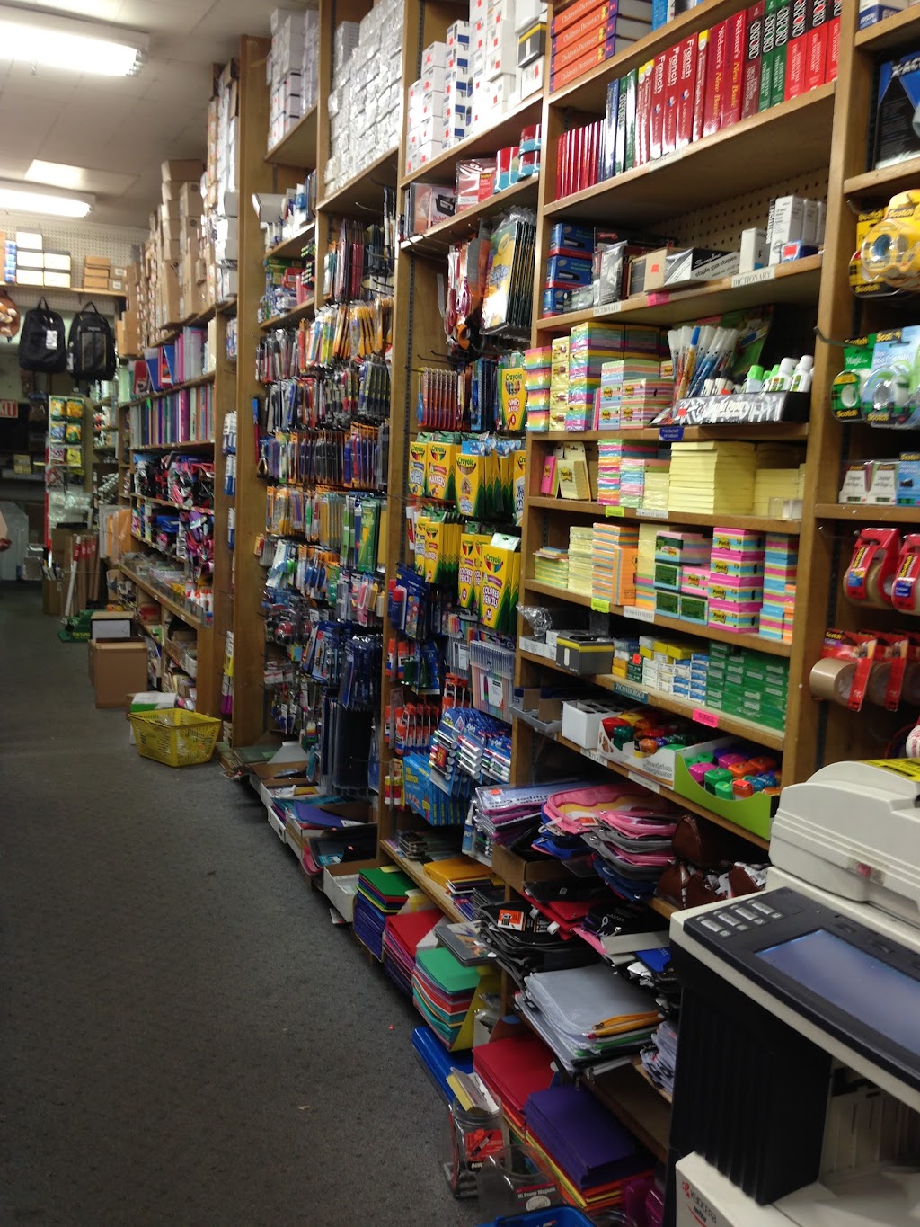 Futtermans Stationery | 2096 Boston Post Rd, Larchmont, NY 10538 | Phone: (914) 834-1173