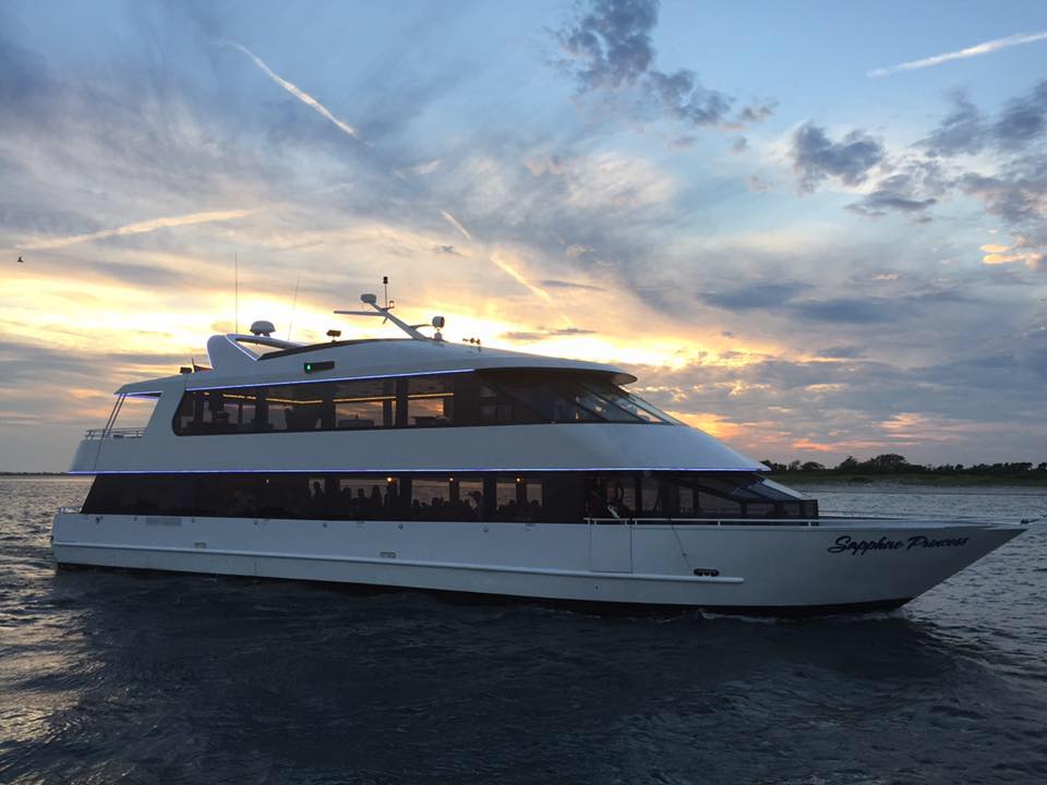 Sapphire Yacht Charters | 11 Richmond St, Freeport, NY 11520 | Phone: (516) 442-4614