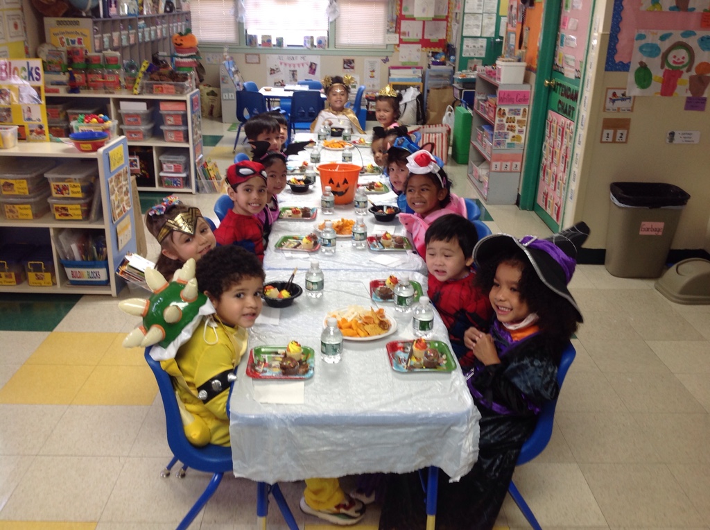 ABC Preschool & Kindergarten Center | 66-20 Laurel Hill Blvd, Woodside, NY 11377 | Phone: (718) 672-2424