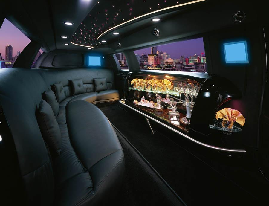 JDs Limousines service | 3623 Lorrie Dr, Oceanside, NY 11572 | Phone: (516) 849-6420