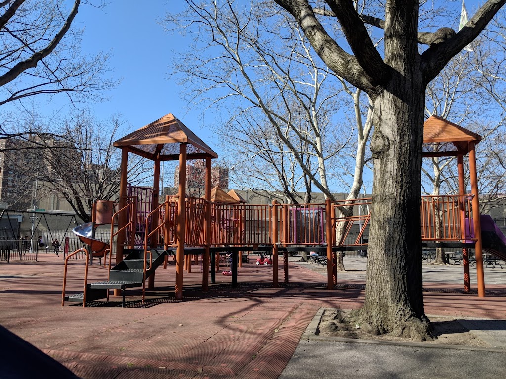 Nathan Weidenbaum Playground | Laurel Hill Blvd. &, 48-09 63rd St, Queens, NY 11377 | Phone: (212) 639-9675