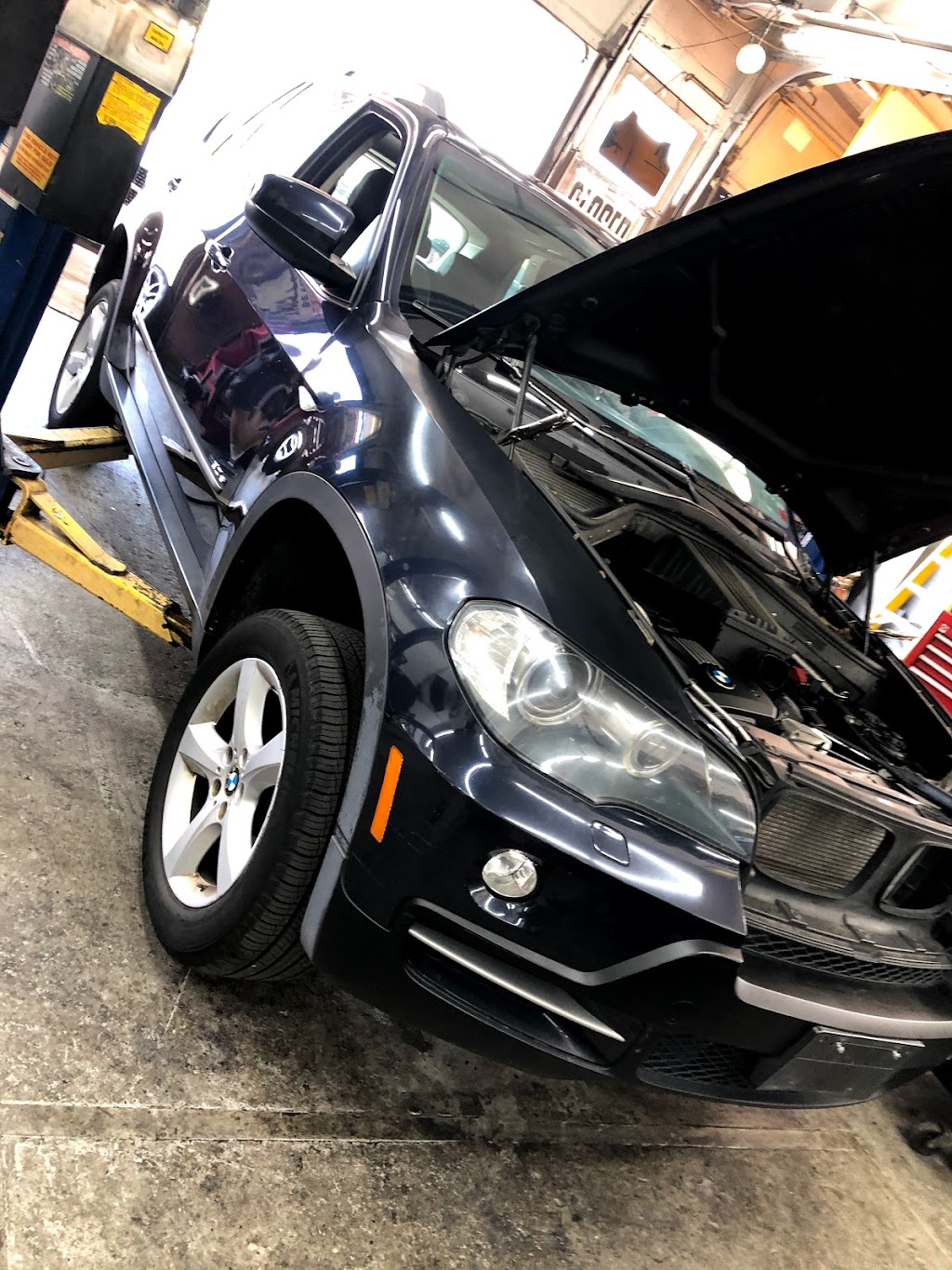 PMG Auto & Tire Center | 304 Hempstead Turnpike, West Hempstead, NY 11552 | Phone: (516) 292-5353